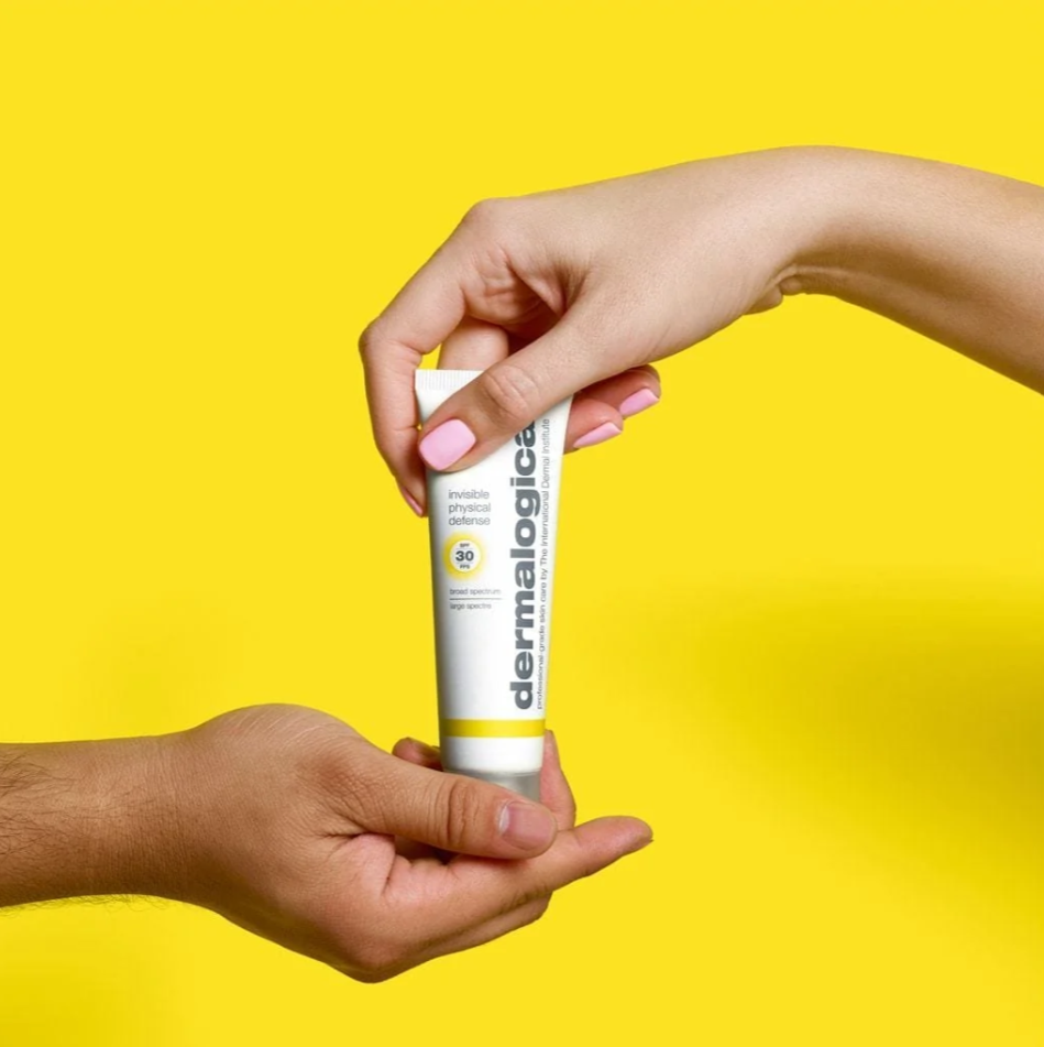 Invisible Physical Defense SPF30